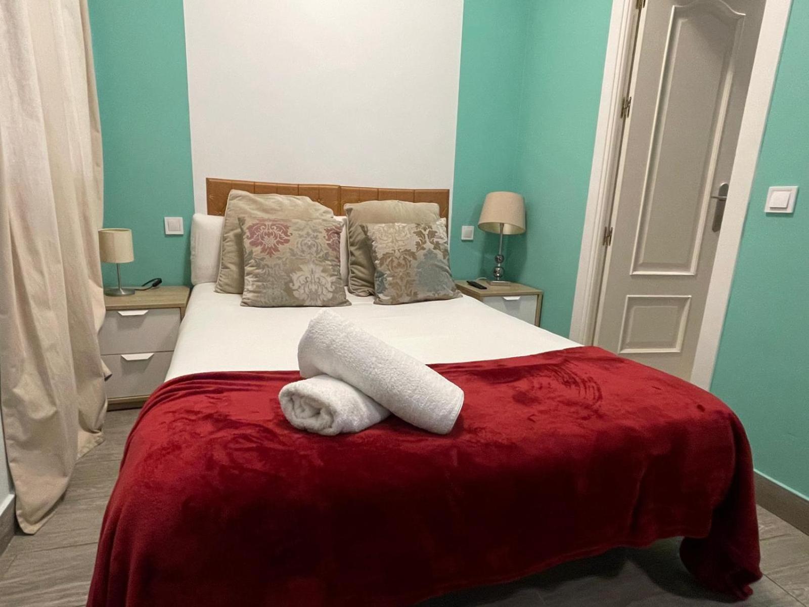 Apartment Centro Madrid, Plaza Cibeles ภายนอก รูปภาพ