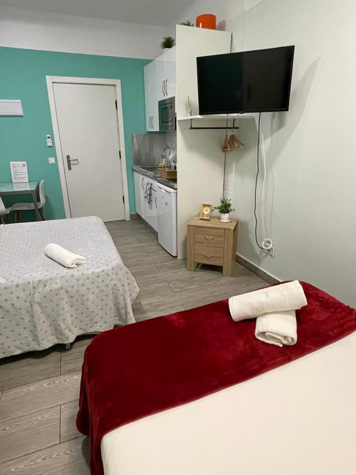 Apartment Centro Madrid, Plaza Cibeles ภายนอก รูปภาพ