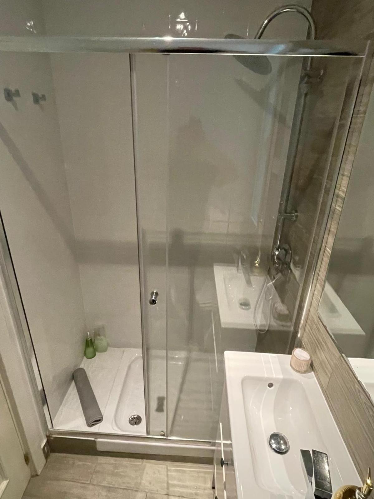 Apartment Centro Madrid, Plaza Cibeles ภายนอก รูปภาพ
