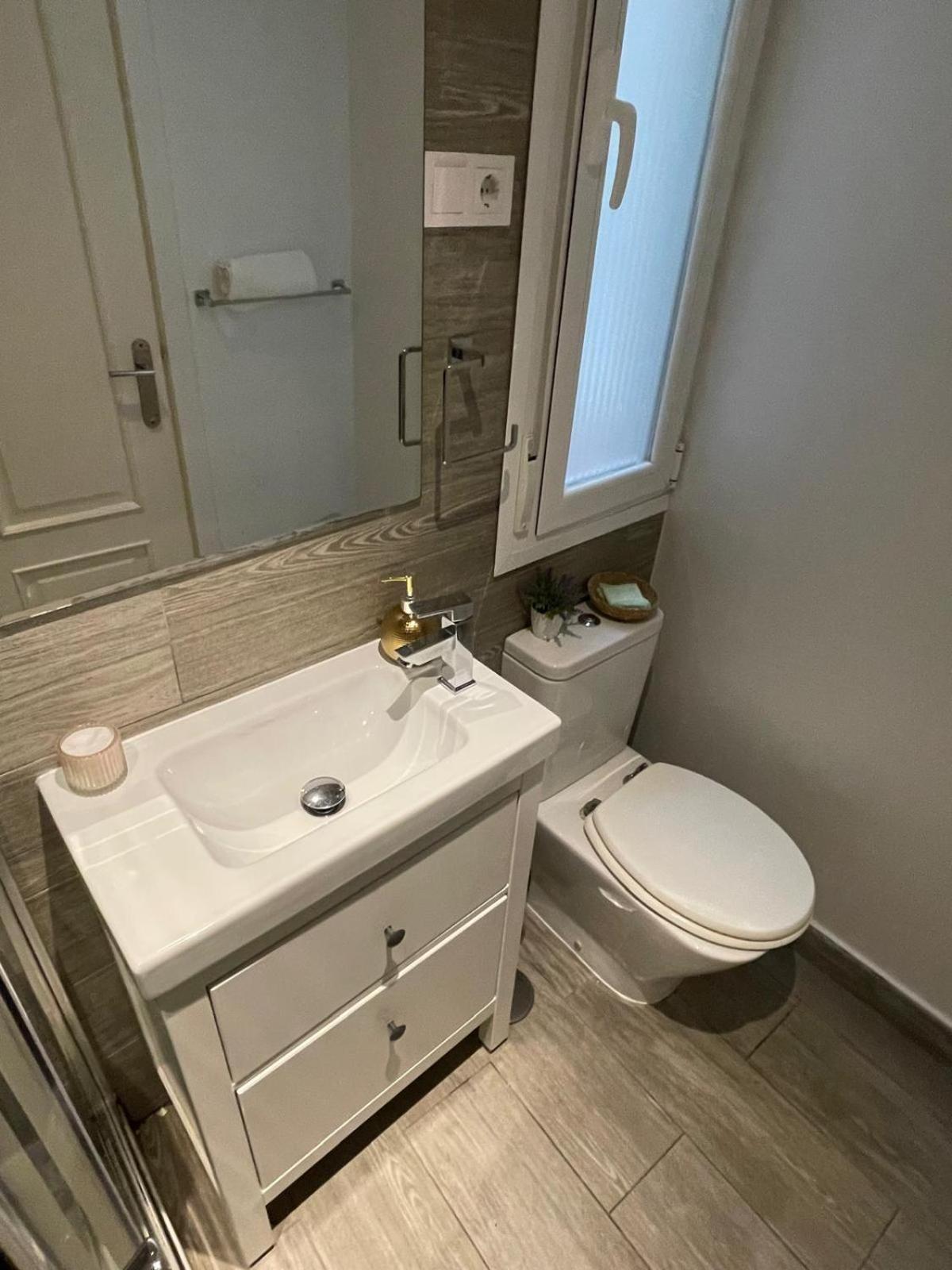 Apartment Centro Madrid, Plaza Cibeles ภายนอก รูปภาพ